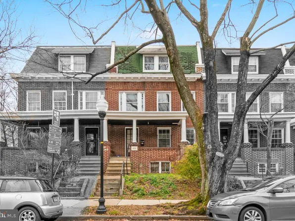 3131 Guilford Ave, Baltimore, MD 21218