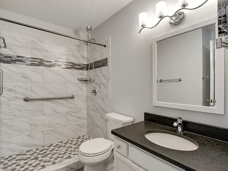 101 Pinewood Dr #1 — Photo 16