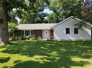 16797 E 7000n Rd, Grant Park, IL 60940