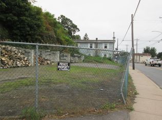 609 N Main St, Pittston, PA 18640
