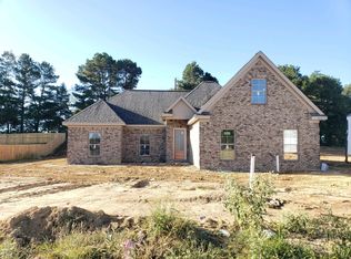 306 Eagle View Dr, Senatobia, MS 38668