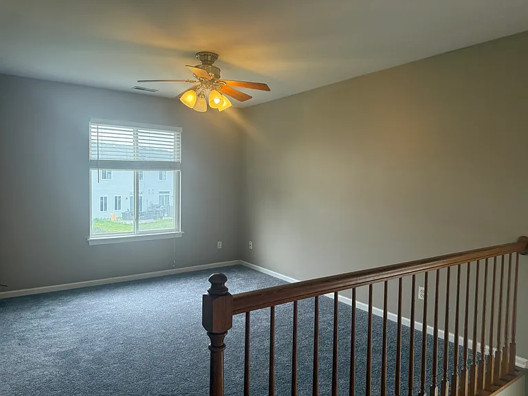 21529 Franklin Cir — Photo 18