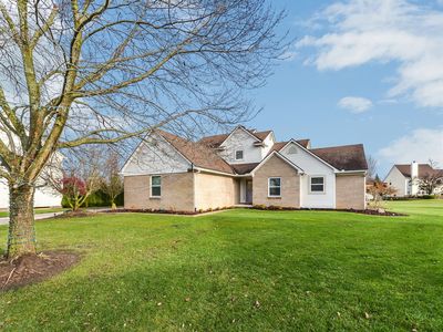 59385 Pacers Path, South Lyon, MI, 48178