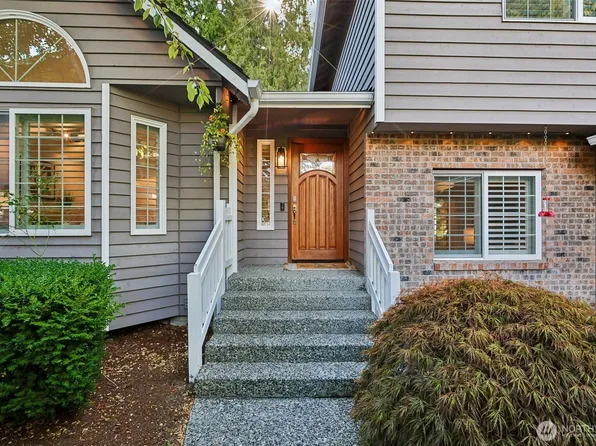 1011 16th Court, Mukilteo, WA 98275