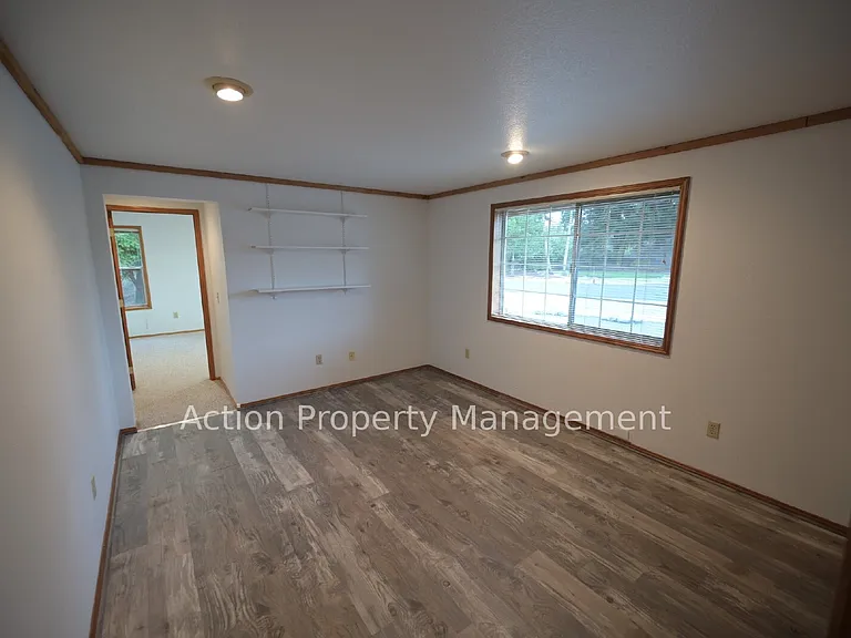 40 Brittany Ln — Photo 24