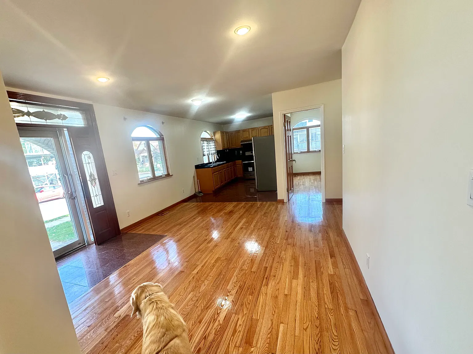 4 bed, 1300 sqft, $3,500 — Photo 3