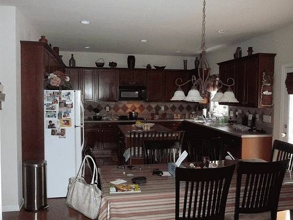 2nd image of 1668 Broomfield Way