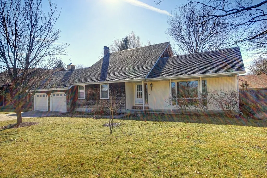 2117 Madison Ct photo 1