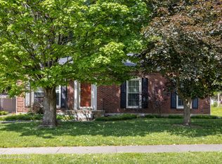 2412 Old Hickory Rd, Jeffersontown, KY 40299