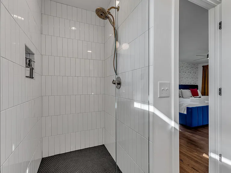 3008 Windemere Cir — Photo 26