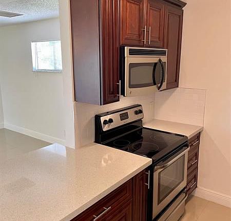 5th image of 28 Crossings Cir APT G