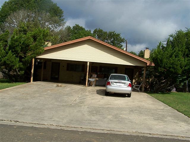 1st image of 518 A & B Bow Ln
