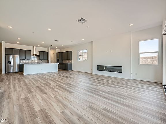 3rd image of 66 Ibiza Lake Dr