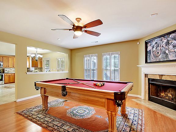 2nd image of 5048 Ballantine Dr