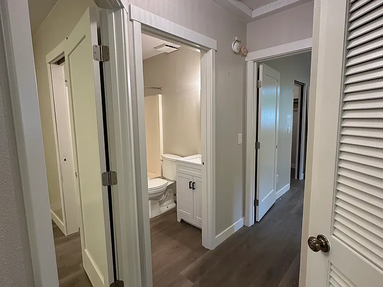 1223 Miller Ave NE — Photo 26