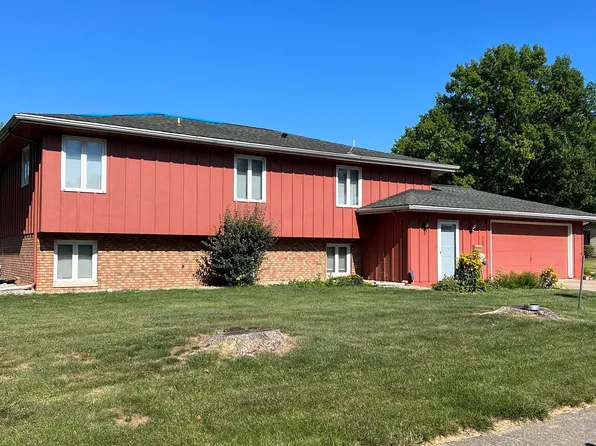 3122 Olympic Dr, Springfield, IL 62704