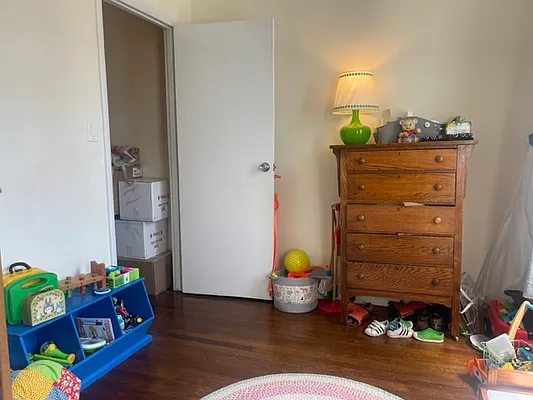 Rented by Oxford Property Group | media 17