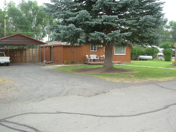 107 N Ogden Ave, Hines, OR 97738