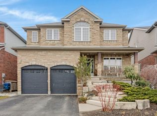 64 Blossomfield Cres, Cambridge, ON N1S 0A5