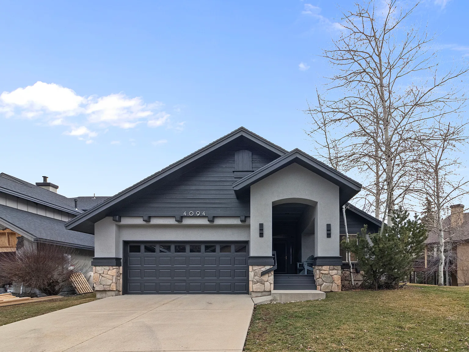 4 bed, 3274 sqft, $6,700 — Photo 4