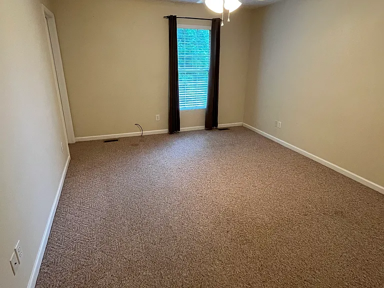 169 Mockingbird Dr — Photo 10