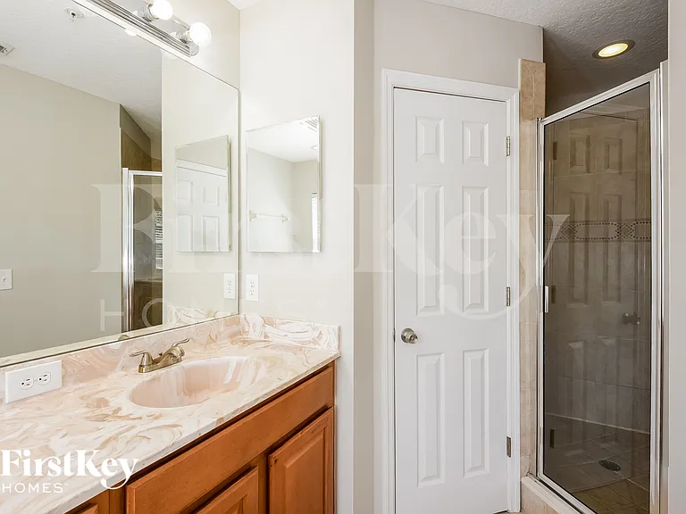 9576 Silver Buttonwood St — Photo 11