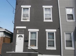 12 Bayard St, Trenton, NJ 08611