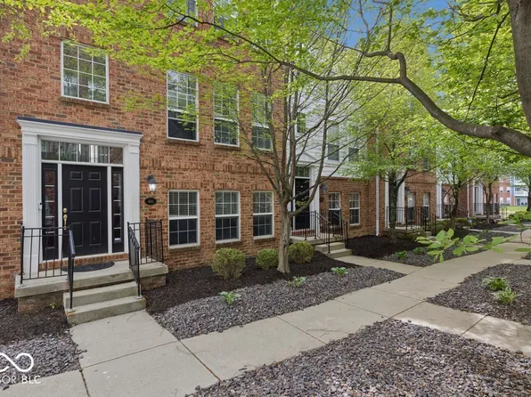 416 Beverly Ct, Carmel, IN 46032