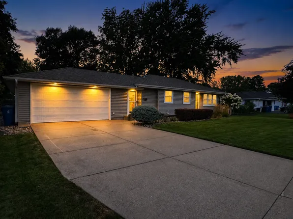 10118 Park Ave S, Bloomington, MN 55420