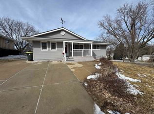 2801 S Cornelia St, Sioux City, IA 51106