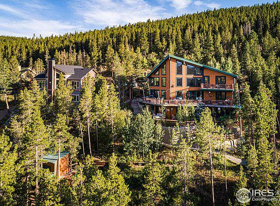 4th image of 275 Alpine Dr