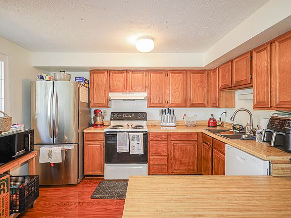 3rd image of 12501 Starfire Ct
