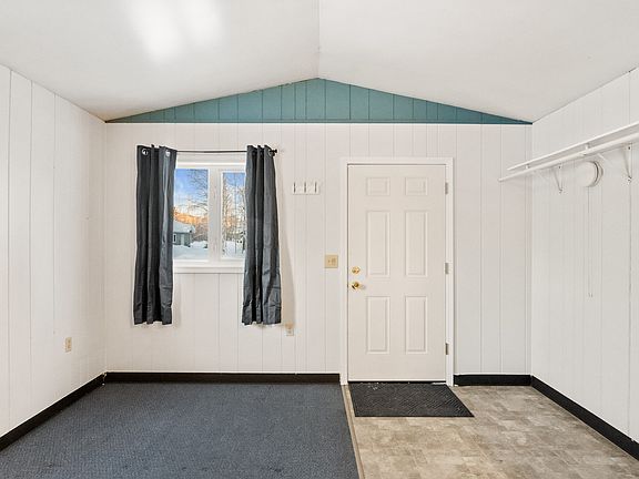 2nd image of 1472 Chena Point Ave APT 4