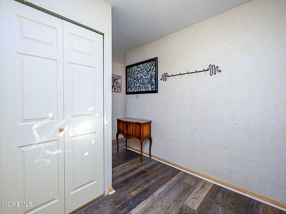 3rd image of 351 Taylors Mills Road