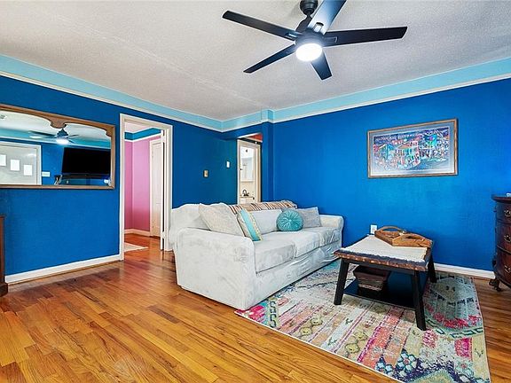 3rd image of 201 Jules Ave