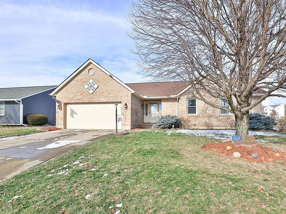 1st image of 718 W Aberdeen Dr