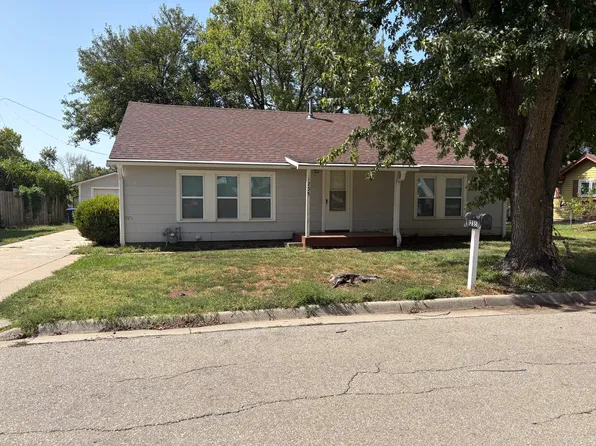 1235 Ford St, El Dorado, KS 67042