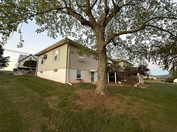 4th image of 1155 E Main St