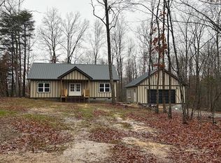 25 Cross Trl, Graysville, TN 37338