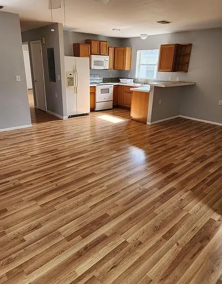 Kitchen/Living/Dining