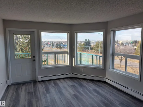 13635 34th St NW #407, Edmonton, AB T5A 0C4