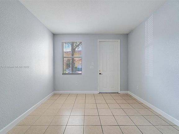 5th image of 8641 NW 112th Ct