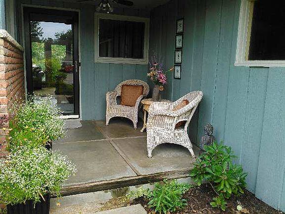 2nd image of 2600 S 46th St