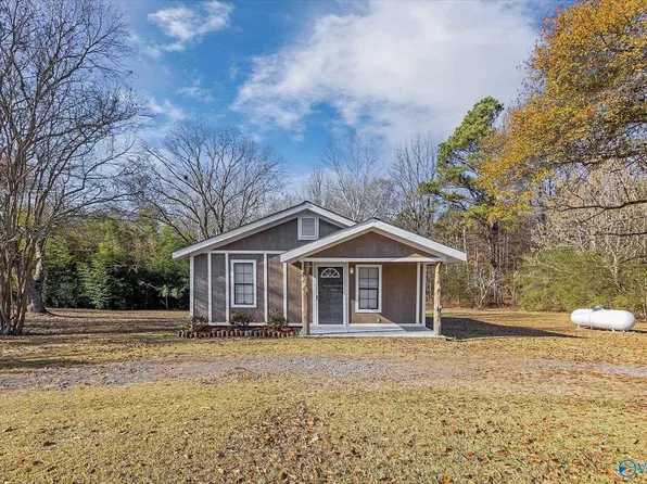 272 Weaver Rd, Albertville, AL 35950