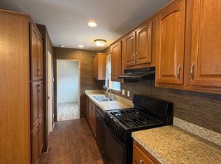291 N Virginia Ave Trlr 37, Penns Grove, NJ 08069
