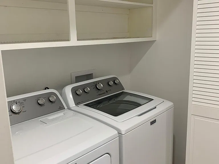 168 Albert Pl #A — Photo 14
