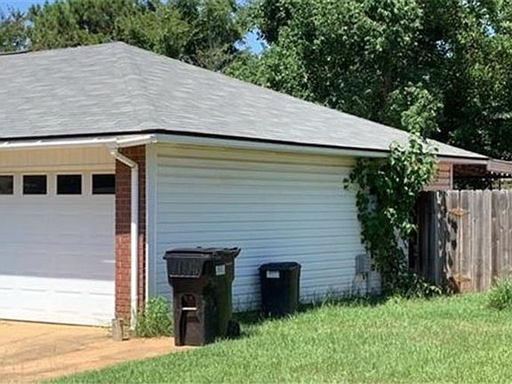 4th image of 7444 Pecanwood Ln