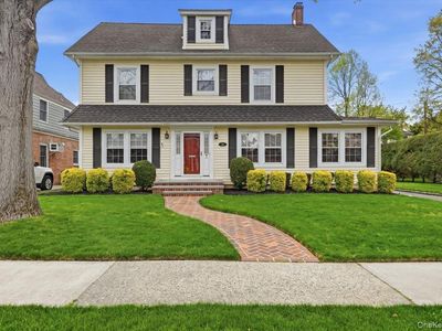 15 Kensington Road, Garden City, NY, 11530