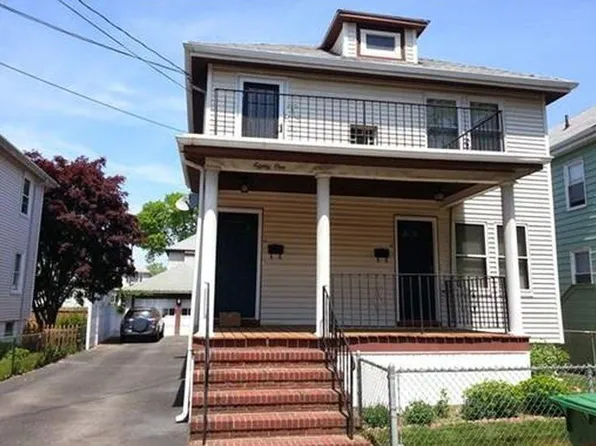 79 2nd St, Medford, MA 02155