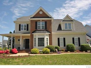 2050 Rosebriar Ln, Fuquay Varina, NC 27526